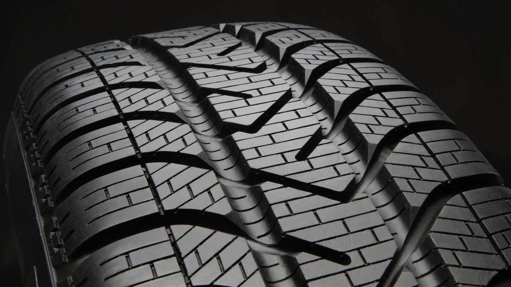 Droogijsstralen in de rubber- en bandenproductie